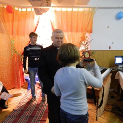 27 decembrie: Iaşi ("Sfânta Tereza"): Concursul pentru copii "Vocea Parohiei"