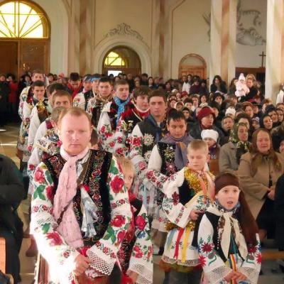1 ianuarie: Frumoasa: Tradiţii şi obiceiuri în cadrul sărbătorilor