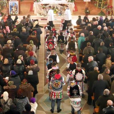 1 ianuarie: Frumoasa: Tradiţii şi obiceiuri în cadrul sărbătorilor