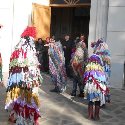 1 ianuarie: Frumoasa: Tradiţii şi obiceiuri în cadrul sărbătorilor
