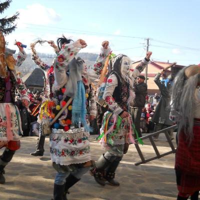 1 ianuarie: Frumoasa: Tradiţii şi obiceiuri în cadrul sărbătorilor