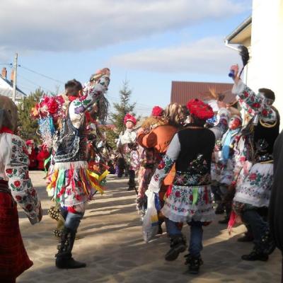 1 ianuarie: Frumoasa: Tradiţii şi obiceiuri în cadrul sărbătorilor