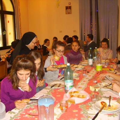 6 ianuarie: Iaşi: Reînnoirea voturilor a 12 surori din Congregaţia ”Fiicele Sfintei Maria a Divinei Providenţe”