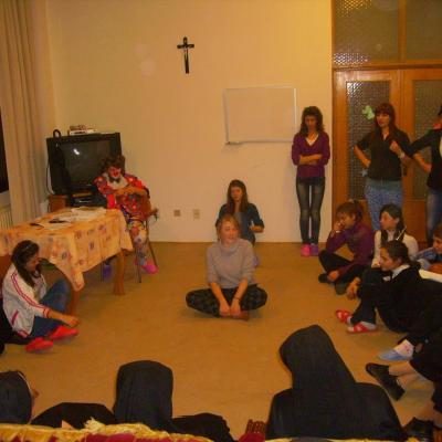 6 ianuarie: Iaşi: Reînnoirea voturilor a 12 surori din Congregaţia ”Fiicele Sfintei Maria a Divinei Providenţe”