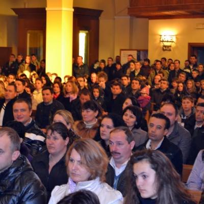 8 ianuarie: Roma: Episcopul auxiliar Giuseppe Marciante în vizită la comunitatea română