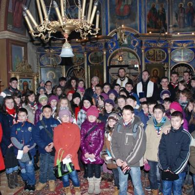 22 ianuarie: Cercetaşii din Pildeşti în vizită la biserica ortodoxă din Gherăeşti