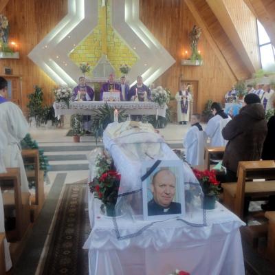 27 ianuarie: Slănic Moldova: Liturghie cu requiem pentru odihna sufletului preotului Francisc Căzănel