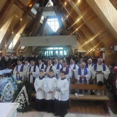 27 ianuarie: Slănic Moldova: Liturghie cu requiem pentru odihna sufletului preotului Francisc Căzănel