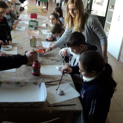 28 ianuarie: Bacău: Turneu de ping-pong şi programul "Micii artişti"
