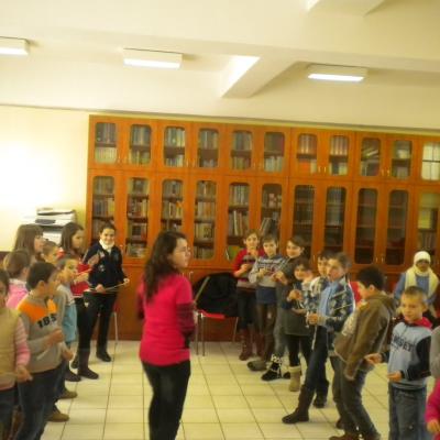 28 ianuarie: Bacău: Turneu de ping-pong şi programul "Micii artişti"