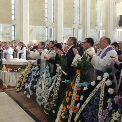 30 ianuarie: Şcheia: Funeraliile părintelui Francisc Căzănel