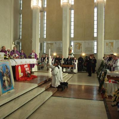 30 ianuarie: Şcheia: Funeraliile părintelui Francisc Căzănel