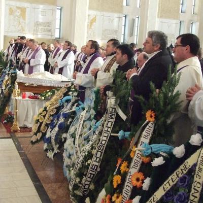 30 ianuarie: Şcheia: Funeraliile părintelui Francisc Căzănel