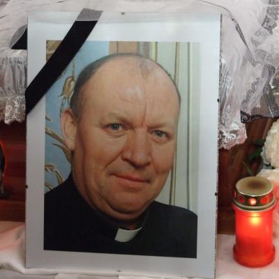 30 ianuarie: Şcheia: Funeraliile părintelui Francisc Căzănel