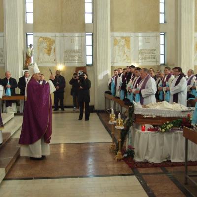 30 ianuarie: Şcheia: Funeraliile părintelui Francisc Căzănel