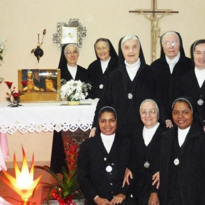 31 ianuarie: Oţeleni: Vizita superioarei generale a surorilor "Sfânta Doroteea"