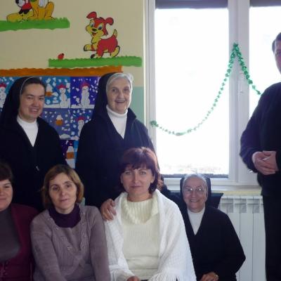 31 ianuarie: Oţeleni: Vizita superioarei generale a surorilor "Sfânta Doroteea"