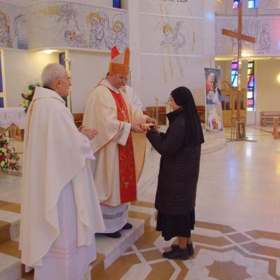 2 februarie: Iaşi: Ziua Persoanelor Consacrate