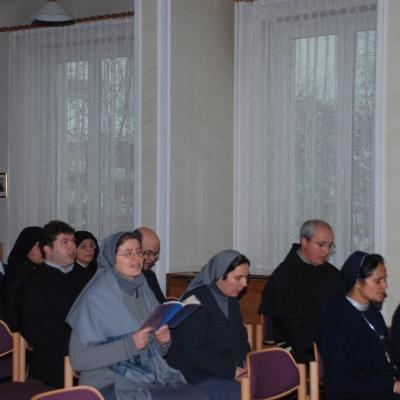 5 februarie: Roman: Întâlnirea zonală a persoanelor consacrate