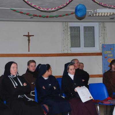 5 februarie: Roman: Întâlnirea zonală a persoanelor consacrate