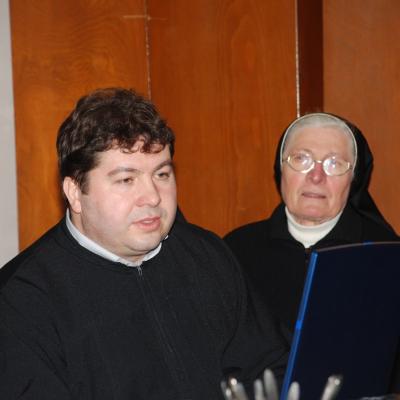 5 februarie: Roman: Întâlnirea zonală a persoanelor consacrate