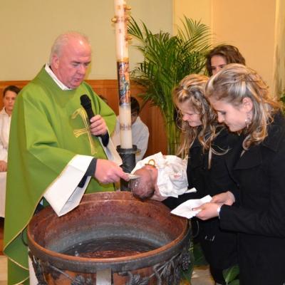 5 februarie: Roma: Întâlnirea persoanelor consacrate cu PS Petru Gherghel