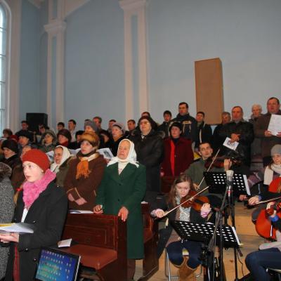 9-11 februarie: Tămăşeni: Peregrinatio Mariae, hramul secundar şi misiuni populare