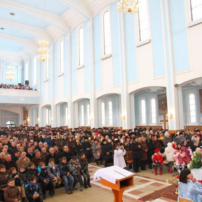 9-11 februarie: Tămăşeni: Peregrinatio Mariae, hramul secundar şi misiuni populare