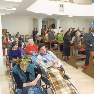 11 februarie: Iaşi (Bucium): Ziua Mondială a Bolnavului la căminul de bătrâni "Sfântul Iosif"