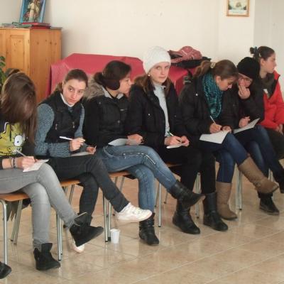 18 februarie: Bacău: Ce înseamnă să fii om