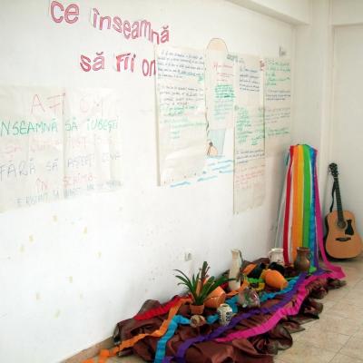 18 februarie: Bacău: Ce înseamnă să fii om