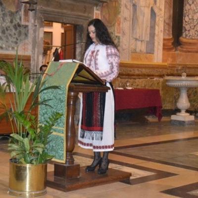 18-19 februarie: Roma: Cardinalul îmbrăcat cu tunică neagră