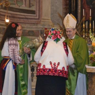 18-19 februarie: Roma: Cardinalul îmbrăcat cu tunică neagră