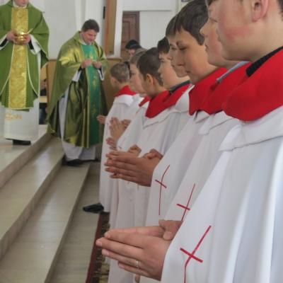 19 februarie: Lespezi: Mandatul ministranţilor