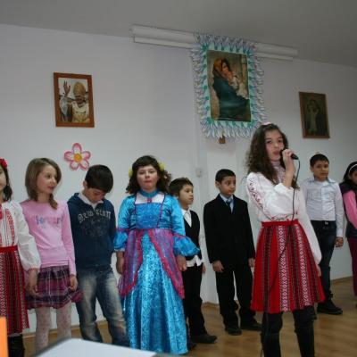 4 martie: Huşi: Ziua Mamei în Parohia "Sfântul Anton"