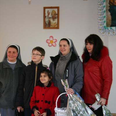 4 martie: Huşi: Ziua Mamei în Parohia "Sfântul Anton"