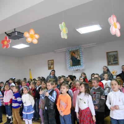 4 martie: Huşi: Ziua Mamei în Parohia "Sfântul Anton"