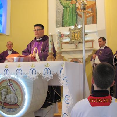 4-7 martie: Galbeni: Misiuni populare şi Peregrinatio Mariae