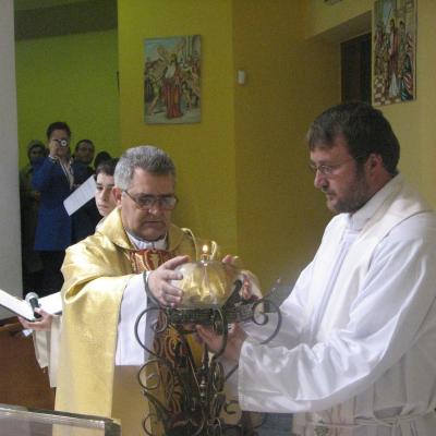 5 martie: Oneşti: "Vino, slugă bună şi credincioasă..."