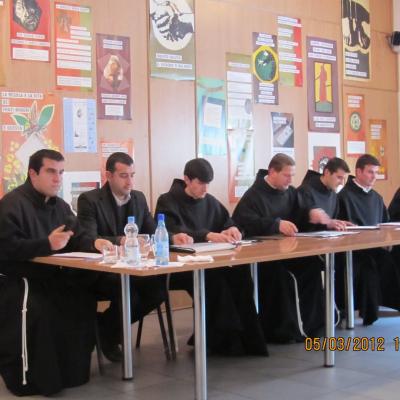 5 martie: Roman (ITRCF): Masa rotundă: "Aspecte filosofico-teologice: Credinţă şi raţiune. Familia"