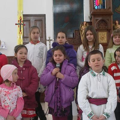 11 martie: Valea Mică: "De ziua ta, mămico!"