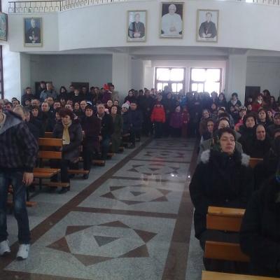 11 martie: Valea Mică: "De ziua ta, mămico!"
