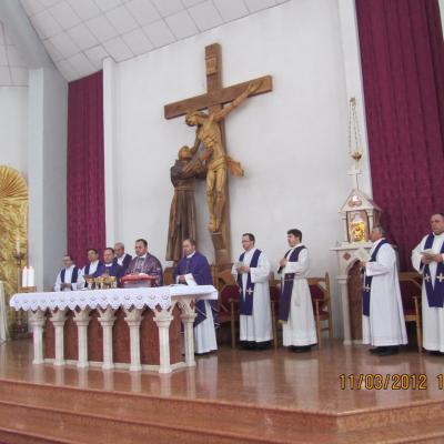 11 martie: Roman: Conferirea ministerului minor al acolitatului