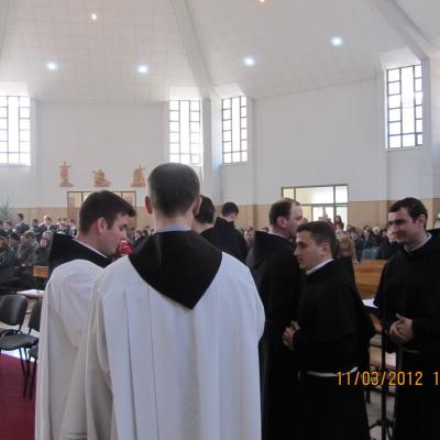 11 martie: Roman: Conferirea ministerului minor al acolitatului