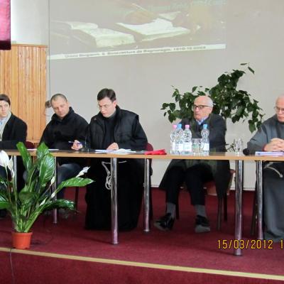 15 martie: Roman: Simpozion internaţional de filozofie
