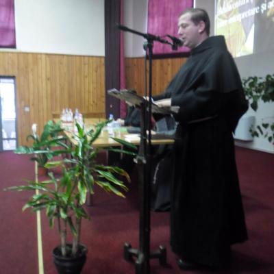 15 martie: Roman: Simpozion internaţional de filozofie