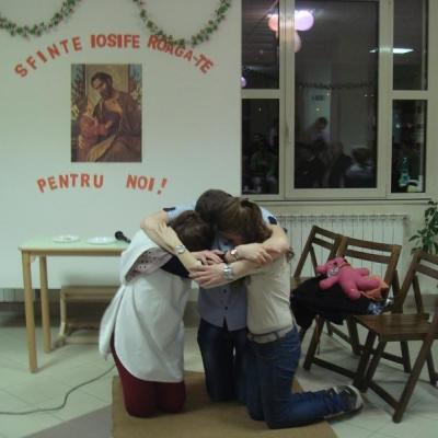 19 martie: Iaşi: Sărbătorindu-l pe sfântul Iosif, patronul Căminului de Bătrâni din Bucium