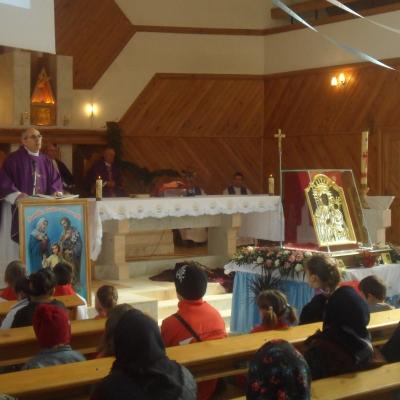 22-25 martie: Dofteana: Misiuni populare şi Peregrinatio Mariae