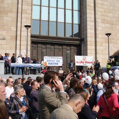 24 martie: Marşul pentru viaţă. Aceeaşi acţiune, acelaşi scop, în oraşe diferite