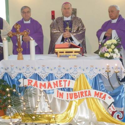 25 martie: Traian (NT): Trei tinere slujitoare ale Marelui Preot